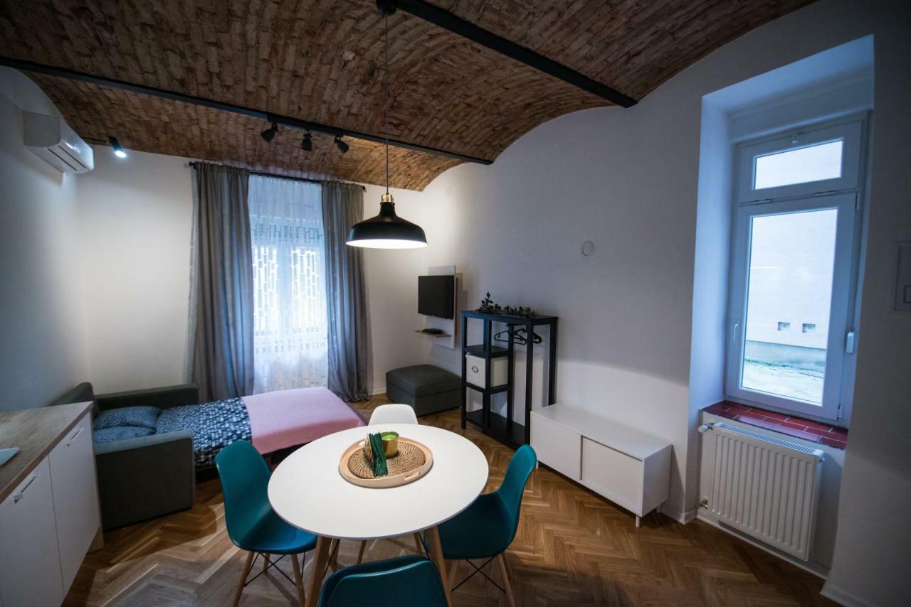 City Apartments Green Oasis 자그레브 외부 사진